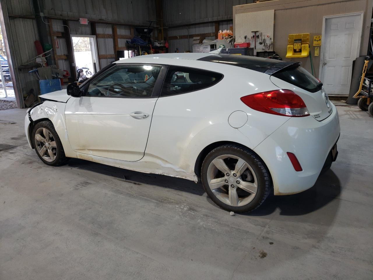 VIN KMHTC6AD4DU169991 2013 HYUNDAI VELOSTER no.2