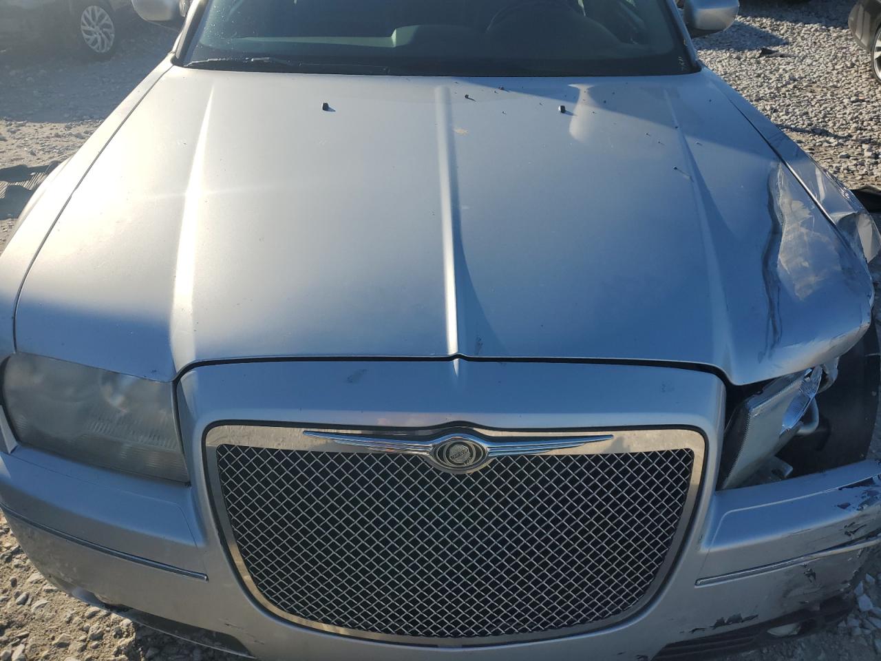 2005 Chrysler 300 Touring VIN: 2C3JK53G45H695417 Lot: 79775944