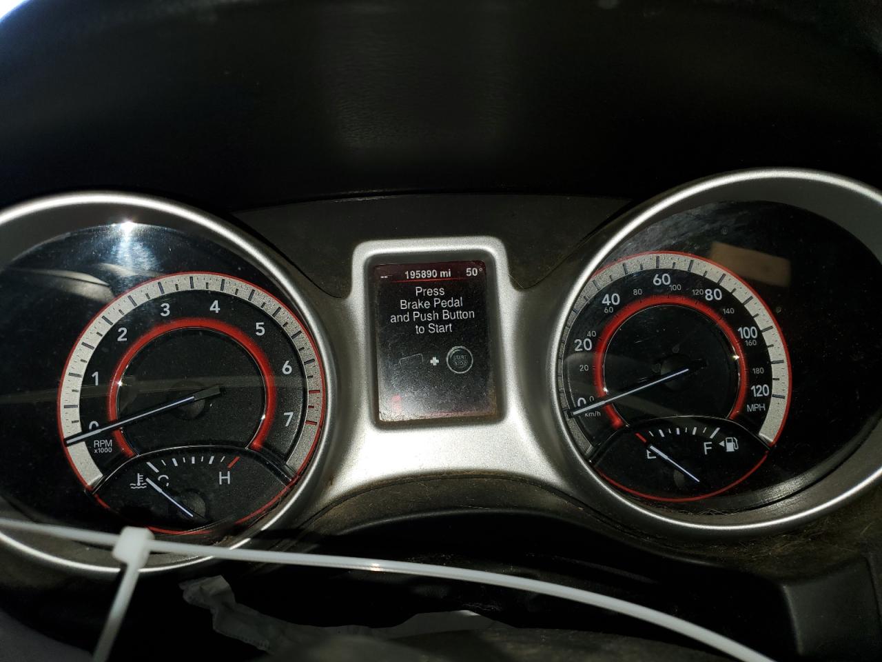 2015 Dodge Journey - Image 9