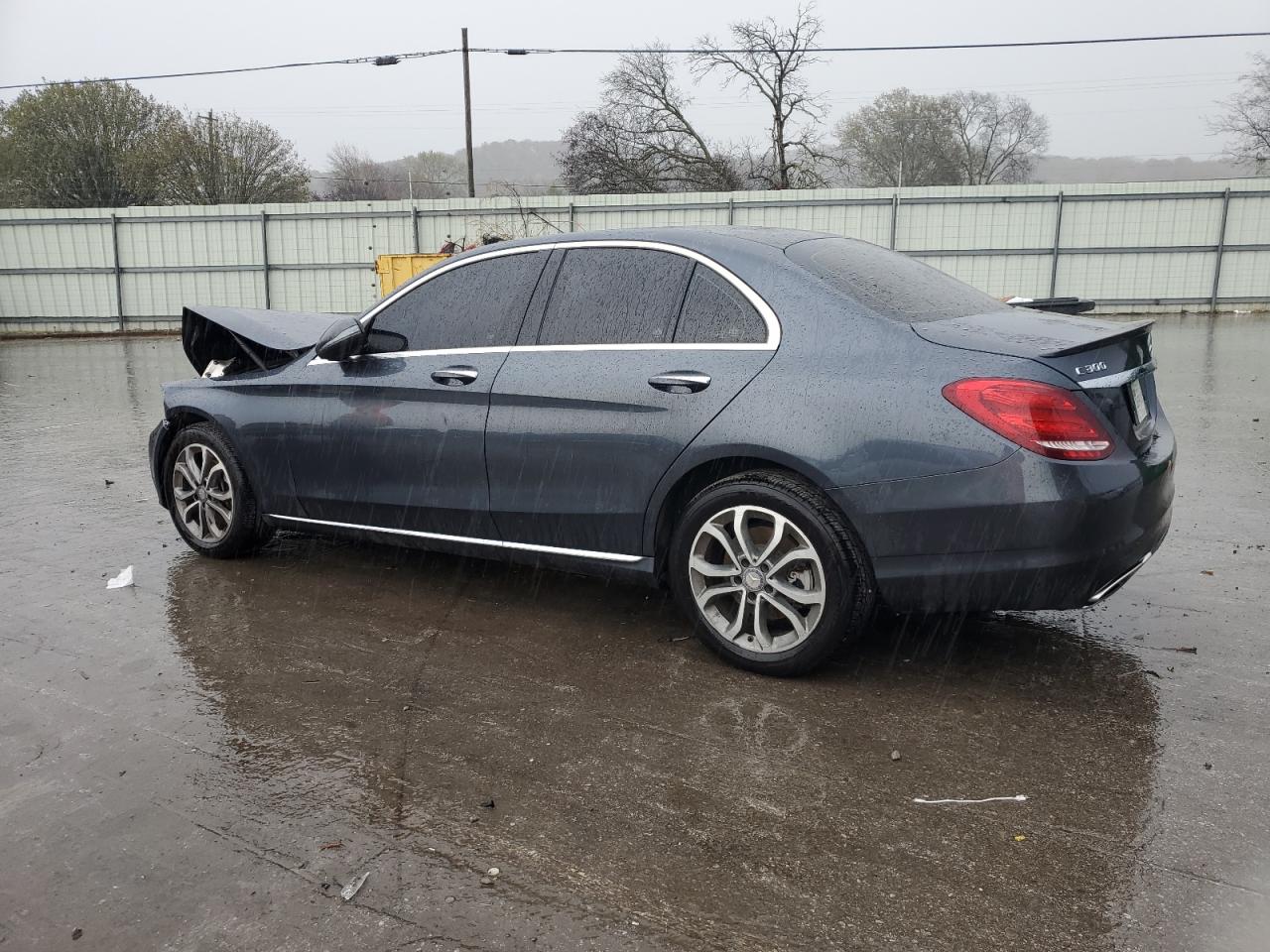 VIN 55SWF4KB7GU123254 2016 MERCEDES-BENZ C-CLASS no.2