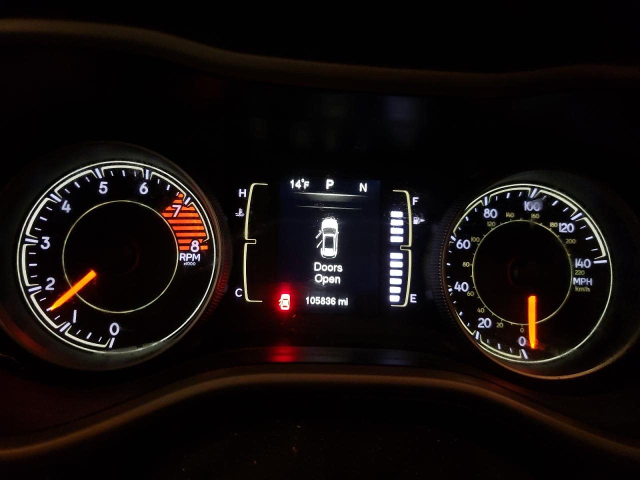 2016 Jeep Grand Cherokee - Image 9