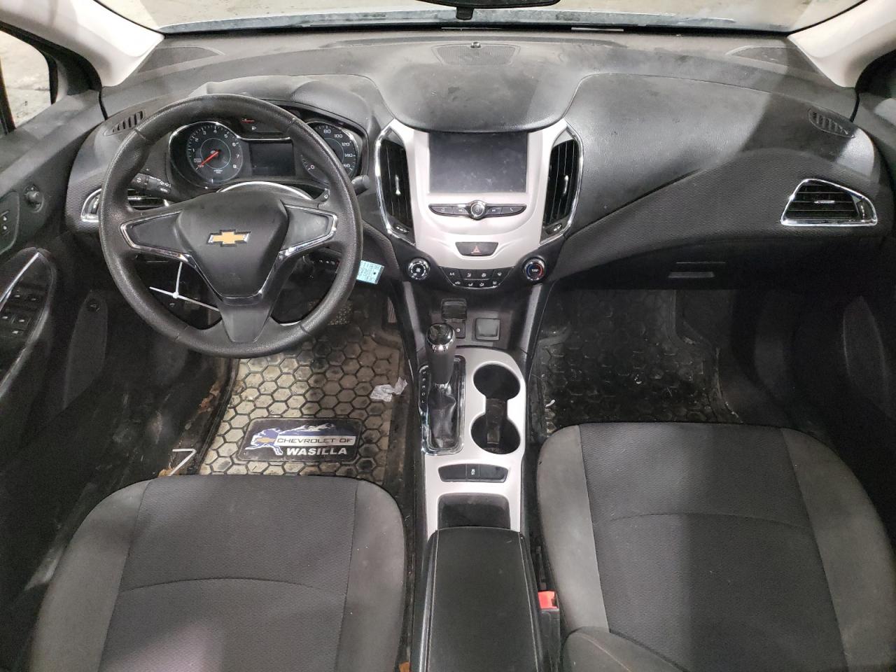 2017 Chevrolet Cruze - Image 8