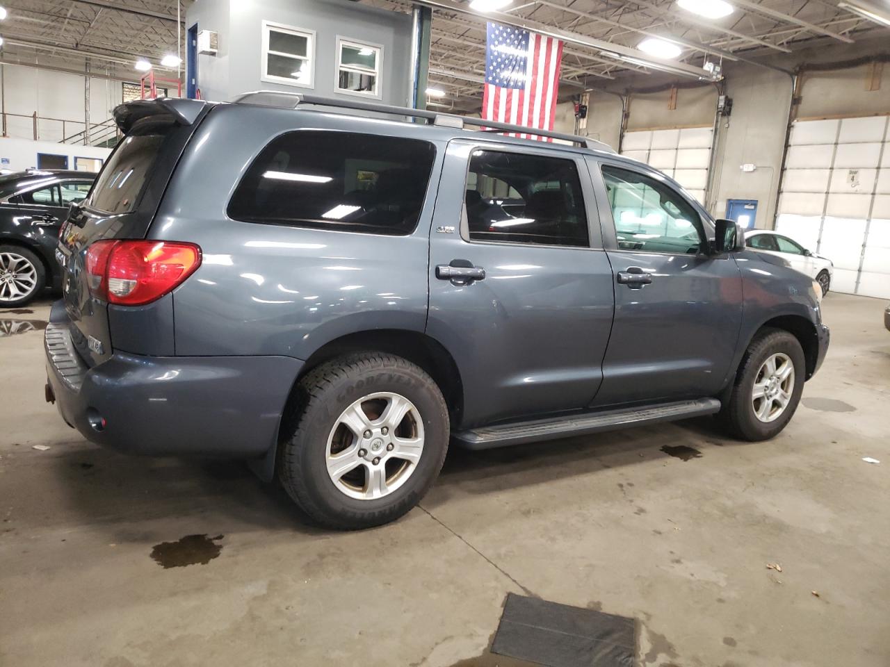2008 Toyota Sequoia - Image 3