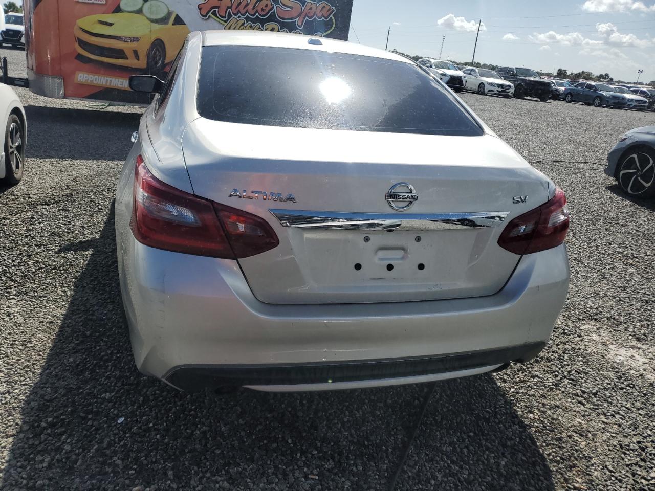 2018 Nissan Altima - Image 6