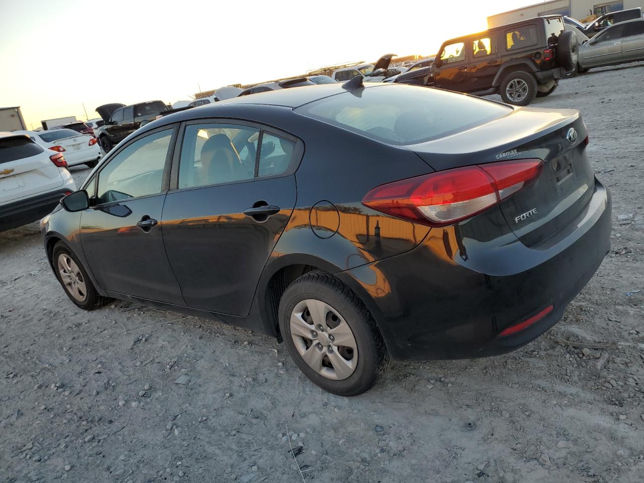 2017 Kia Forte - Image 2