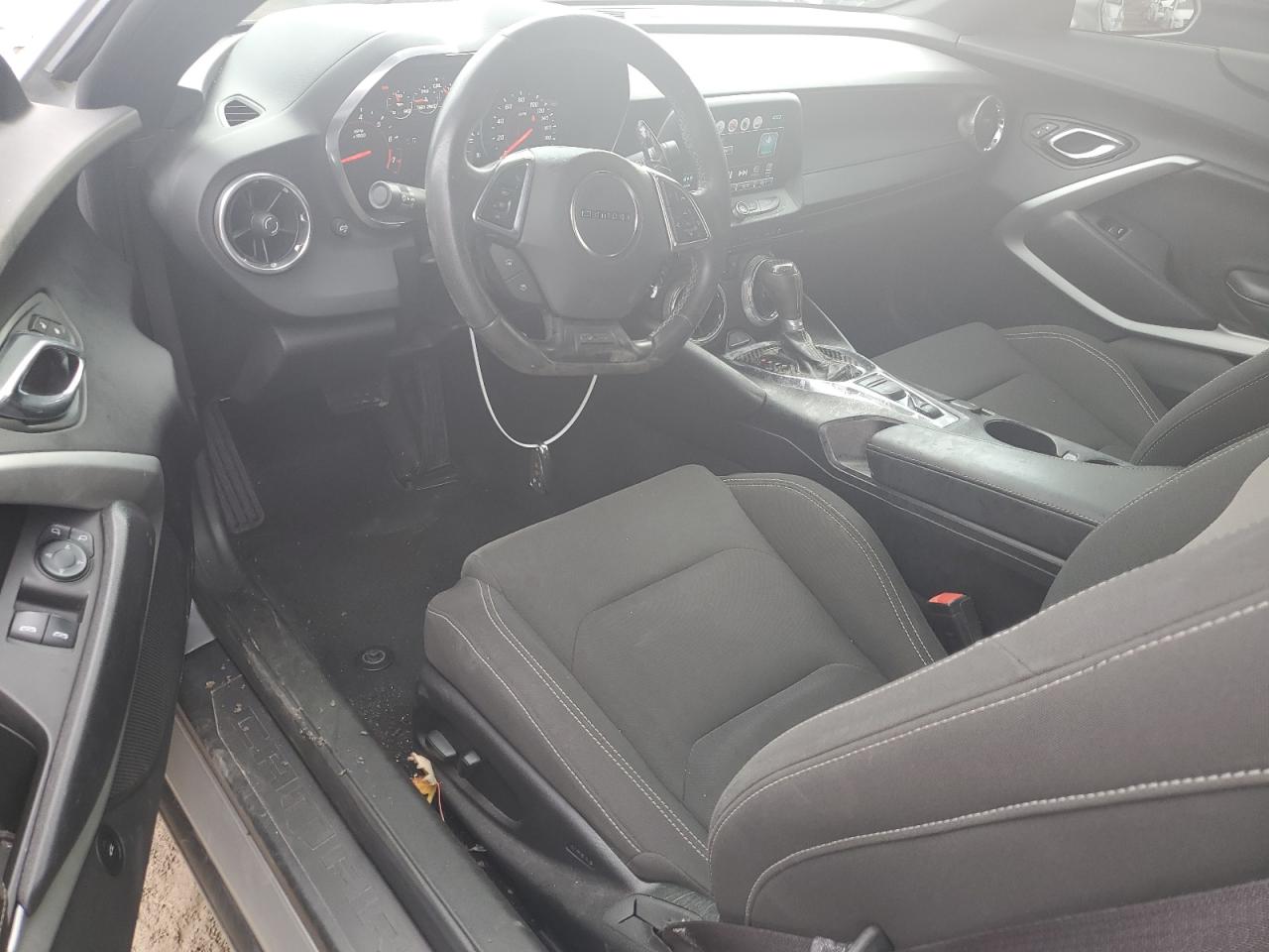 2017 Chevrolet Camaro - Image 8