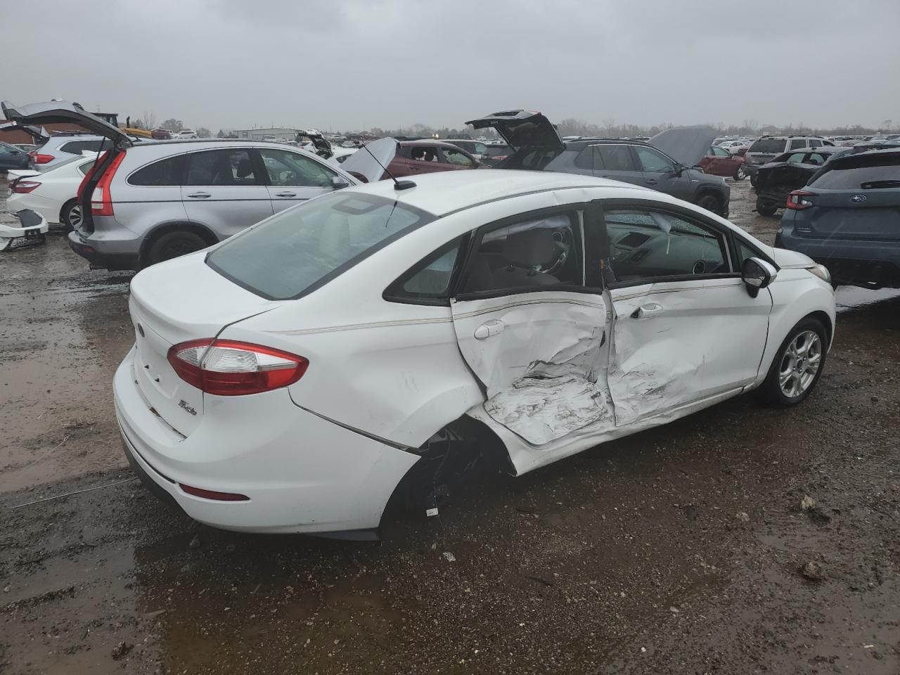 2015 Ford Fiesta - Image 3
