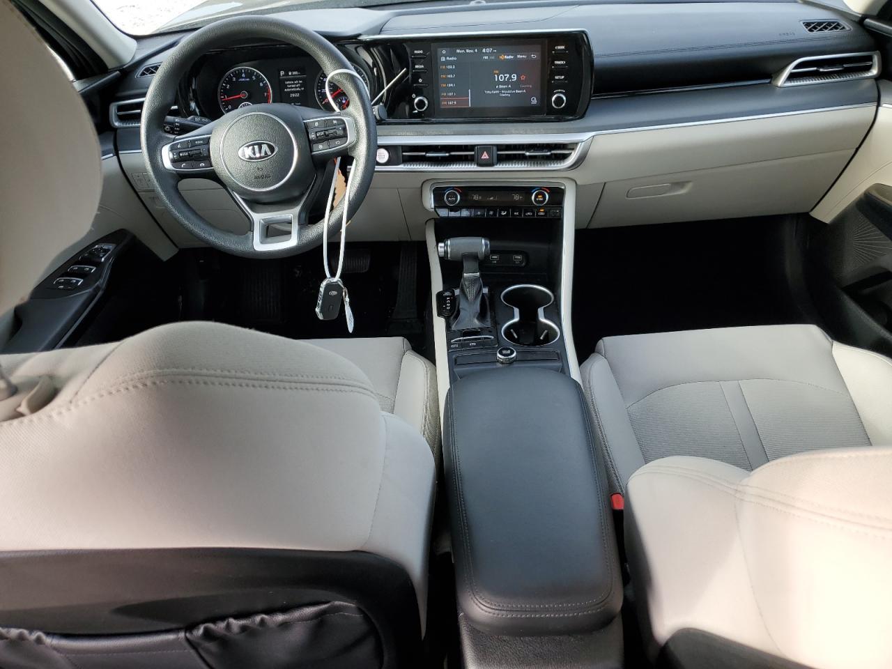 2021 Kia K5 - Image 8