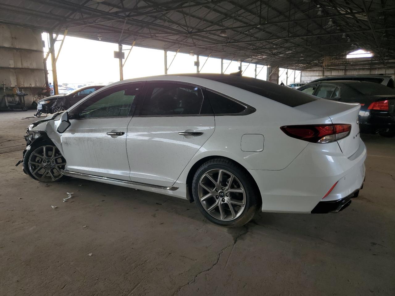 2019 Hyundai Sonata - Image 2