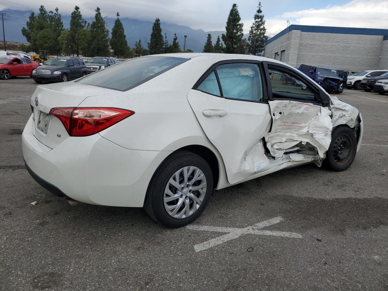 2018 Toyota Corolla - Image 3