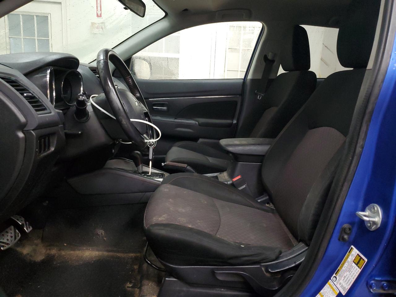 2018 Mitsubishi Outlander - Image 7