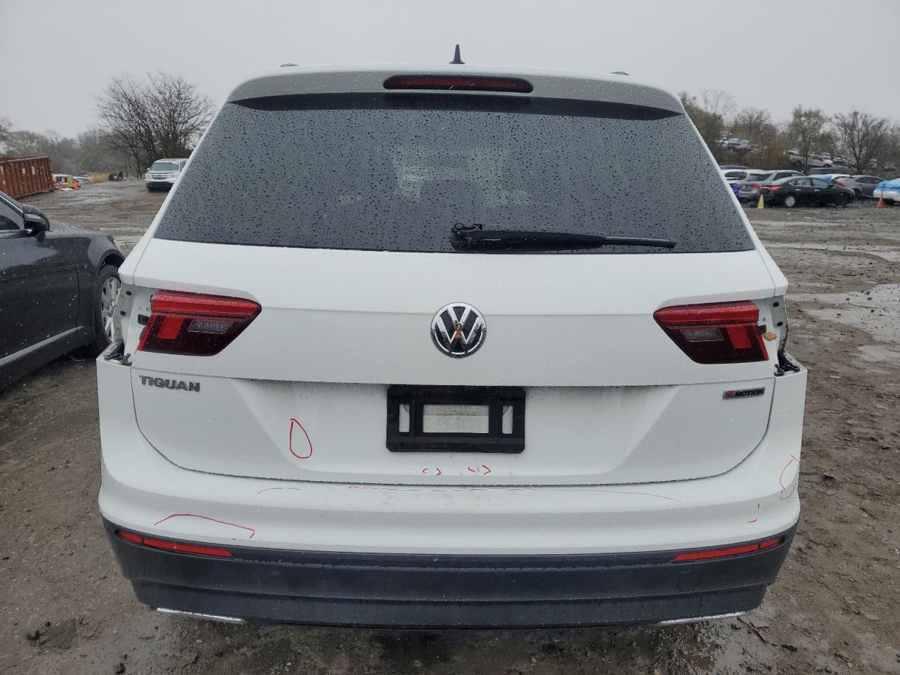 2020 Volkswagen Tiguan - Image 6