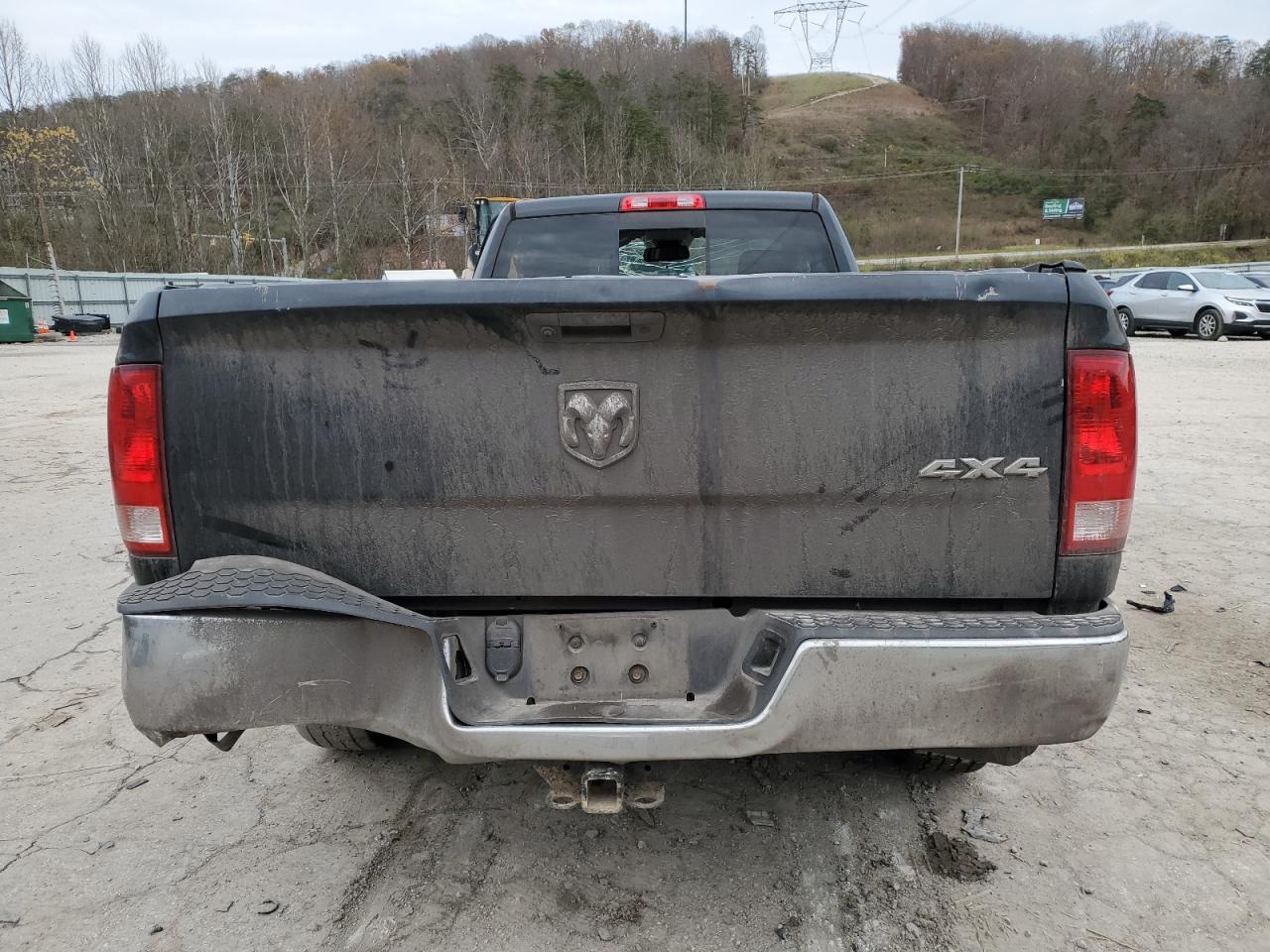 VIN 3C6JR7DT8HG614011 2017 RAM 1500 no.6