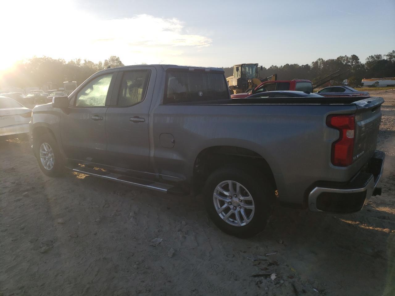 2020 Chevrolet Silverado - Image 2