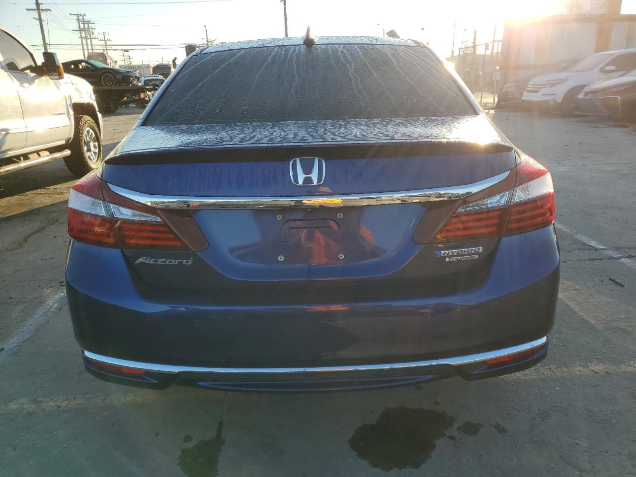 2017 Honda Accord Touring Hybrid VIN: JHMCR6F76HC000815 Lot: 78922664