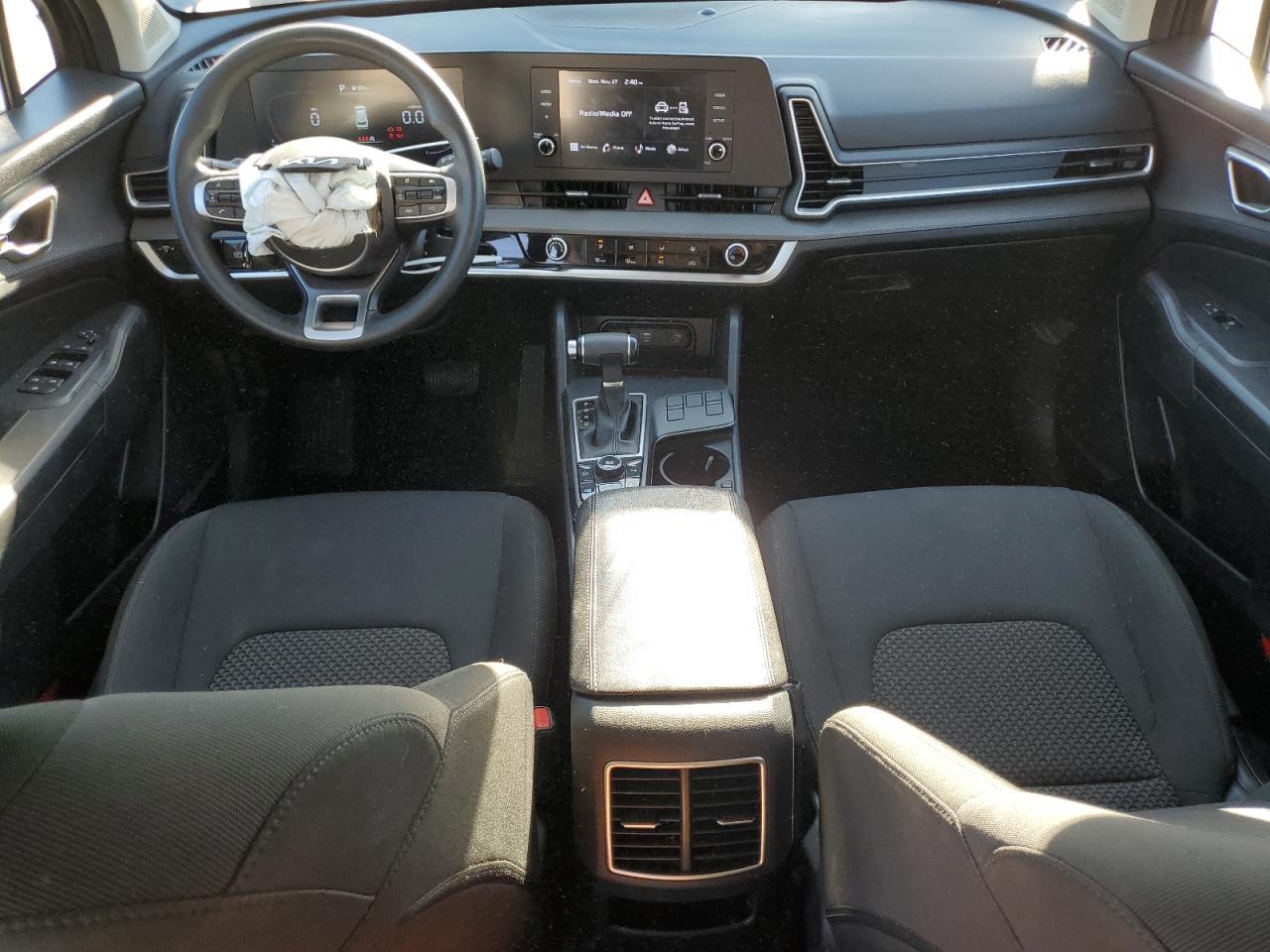 2023 Kia Sportage - Image 8