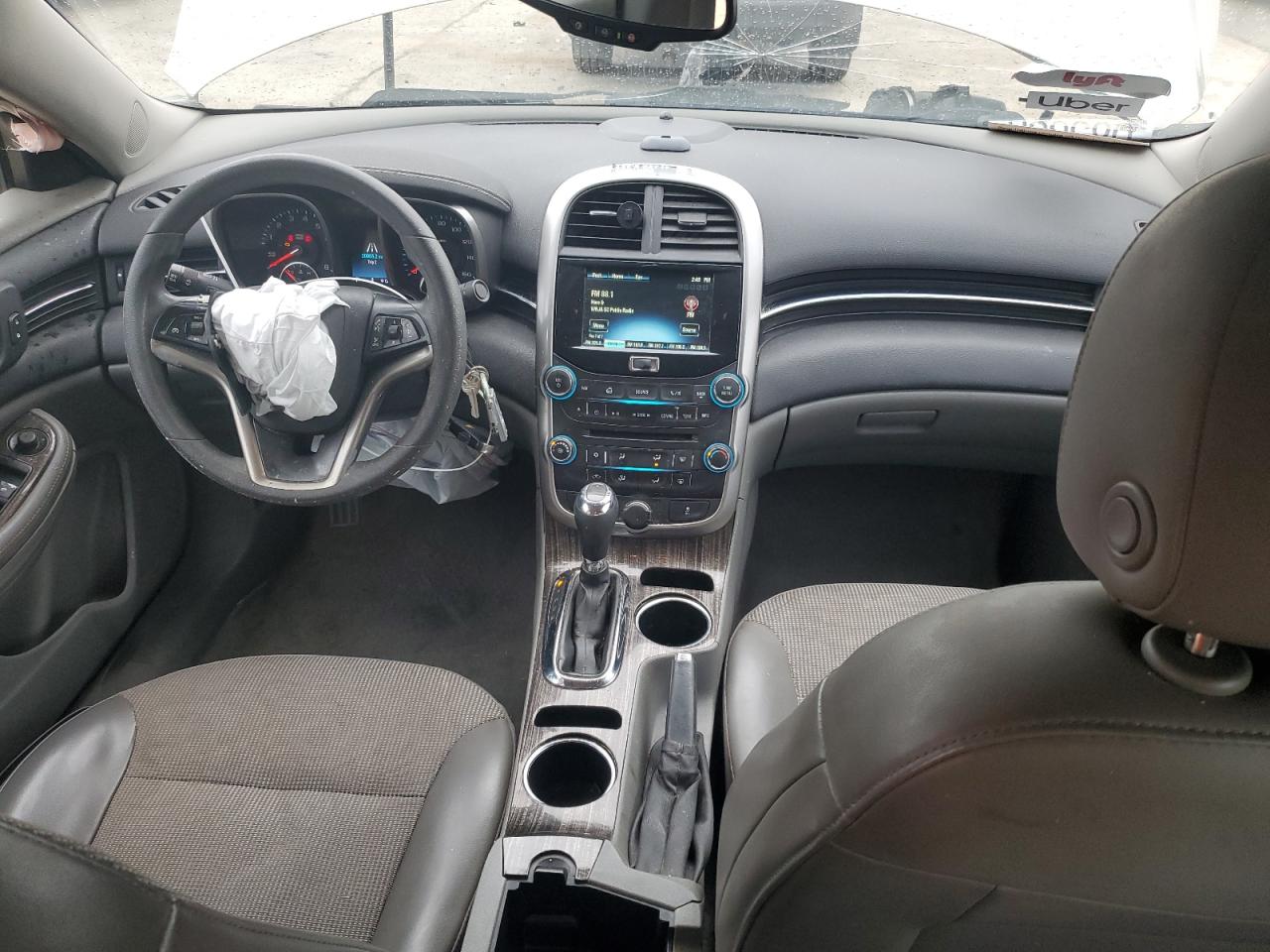 2016 Chevrolet Malibu - Image 8