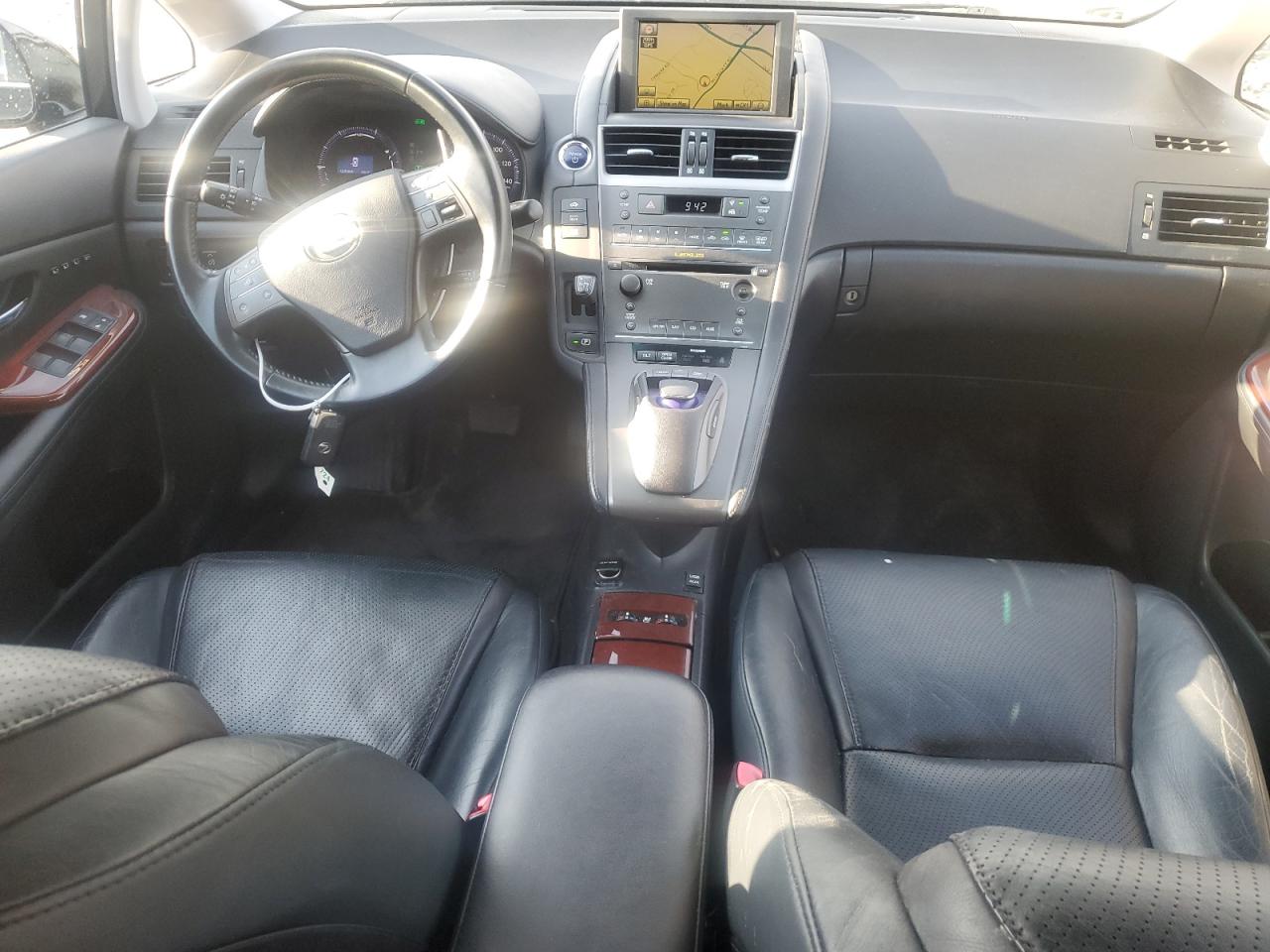 2010 Lexus HS - Image 8