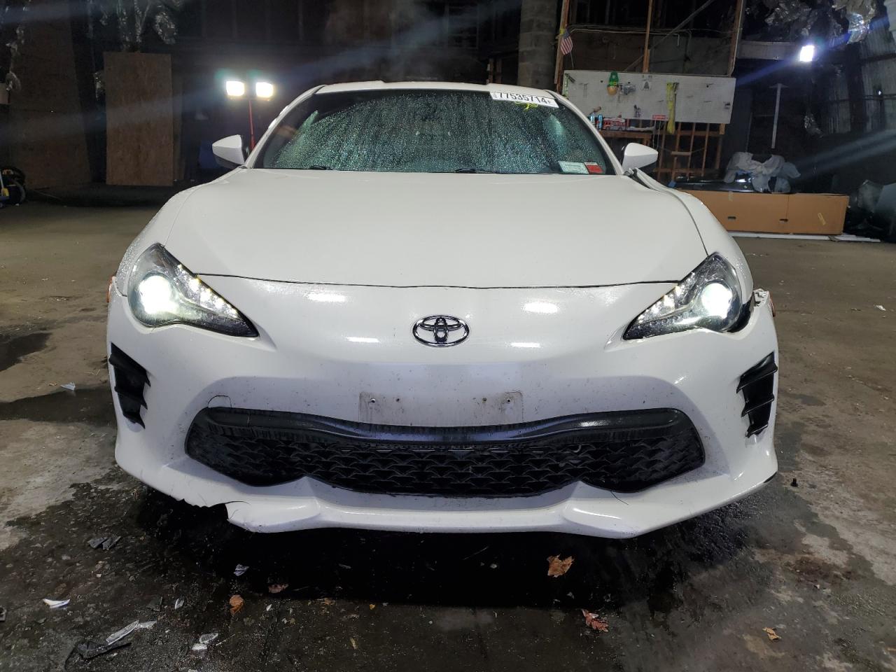 VIN JF1ZNAA18H8705928 2017 TOYOTA 86 no.5