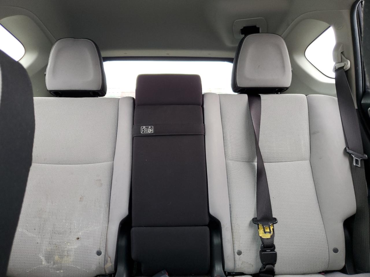 2018 Toyota RAV 4 - Image 10