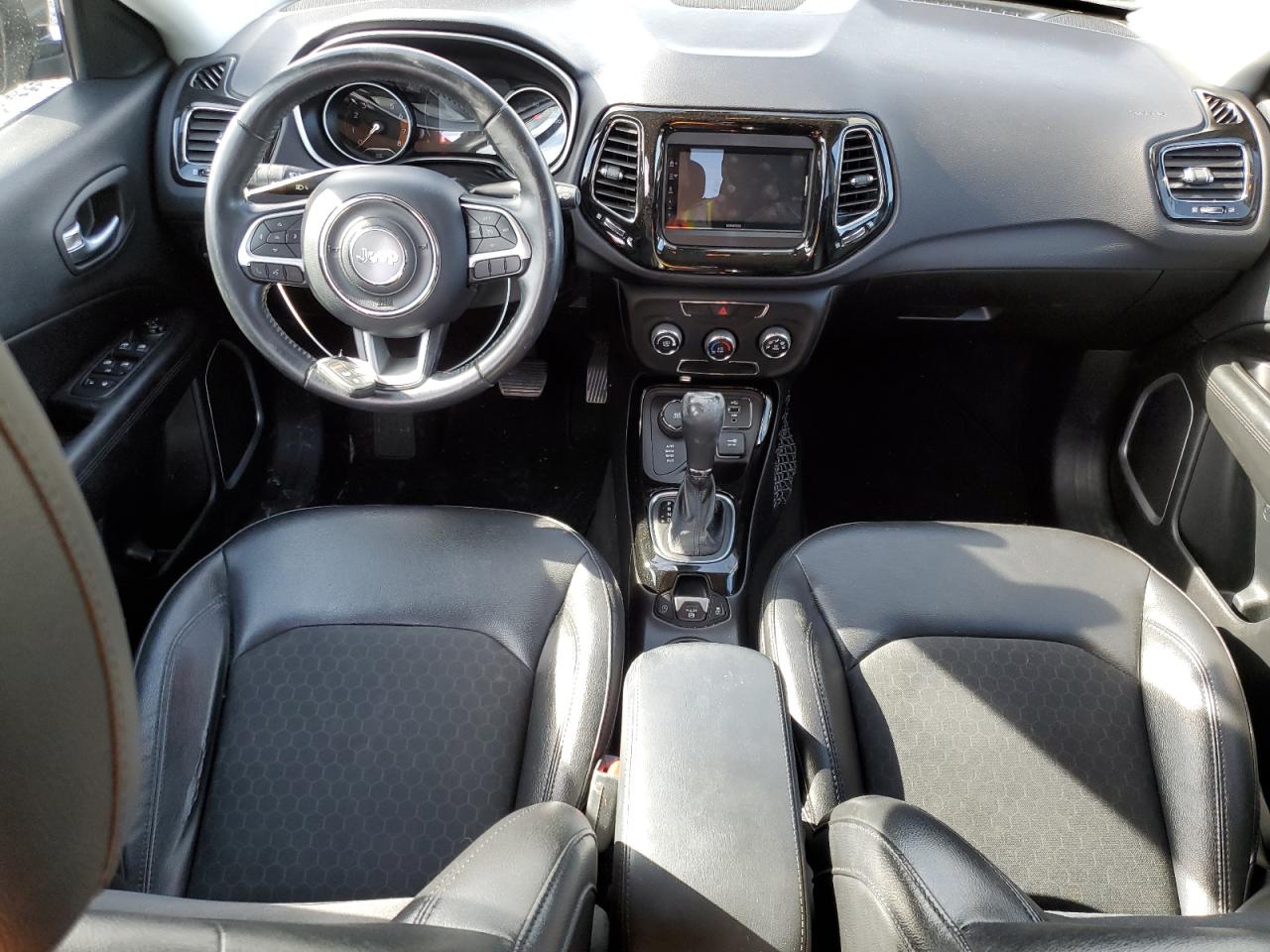 2018 Jeep Compass - Image 8