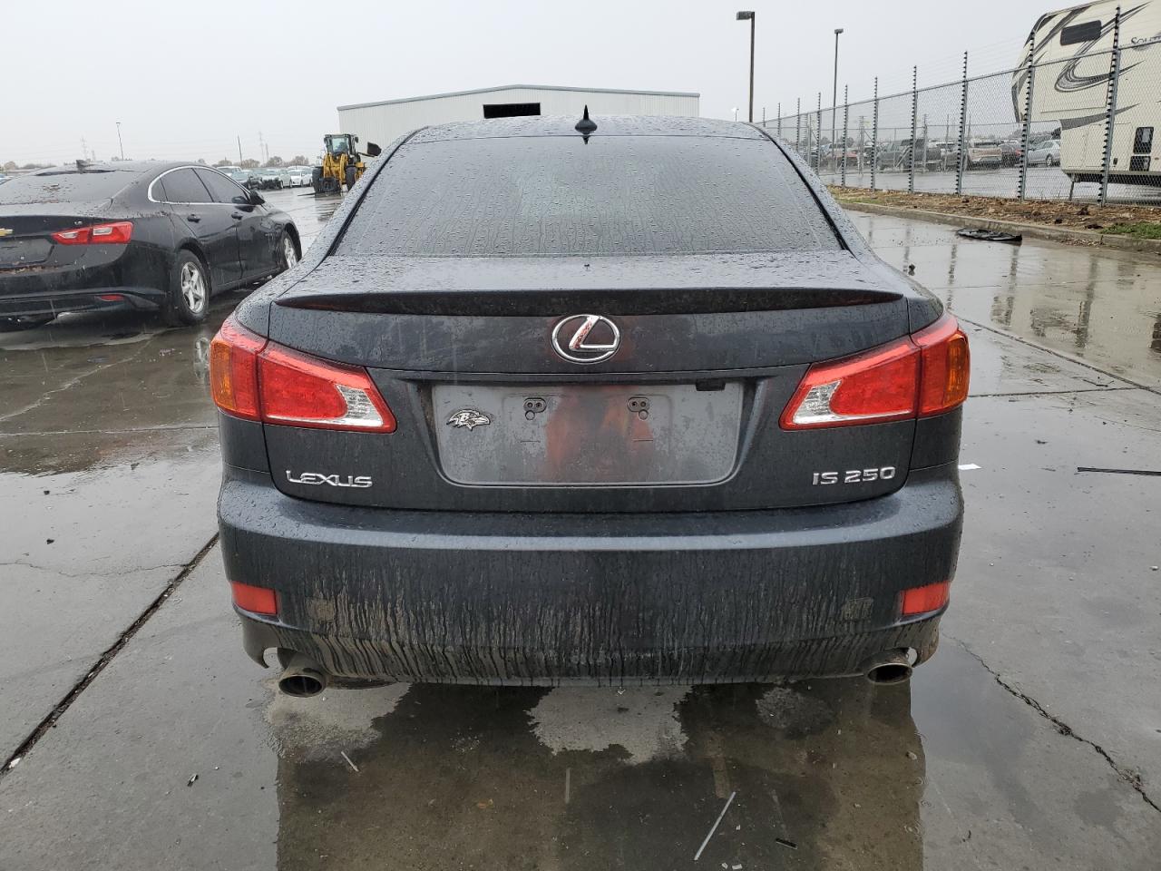 2010 Lexus IS - Image 6
