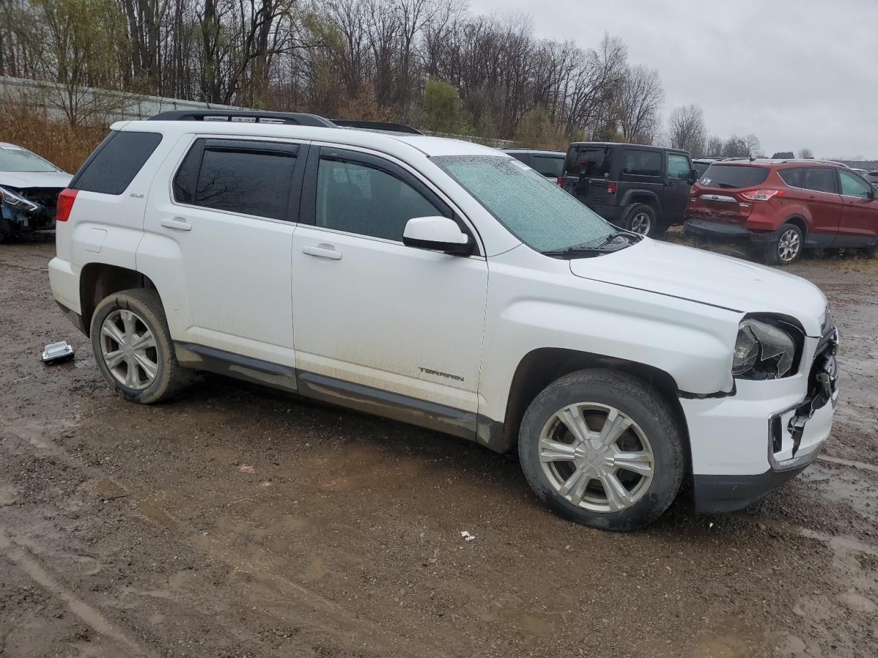 2017 GMC Terrain - Image 4