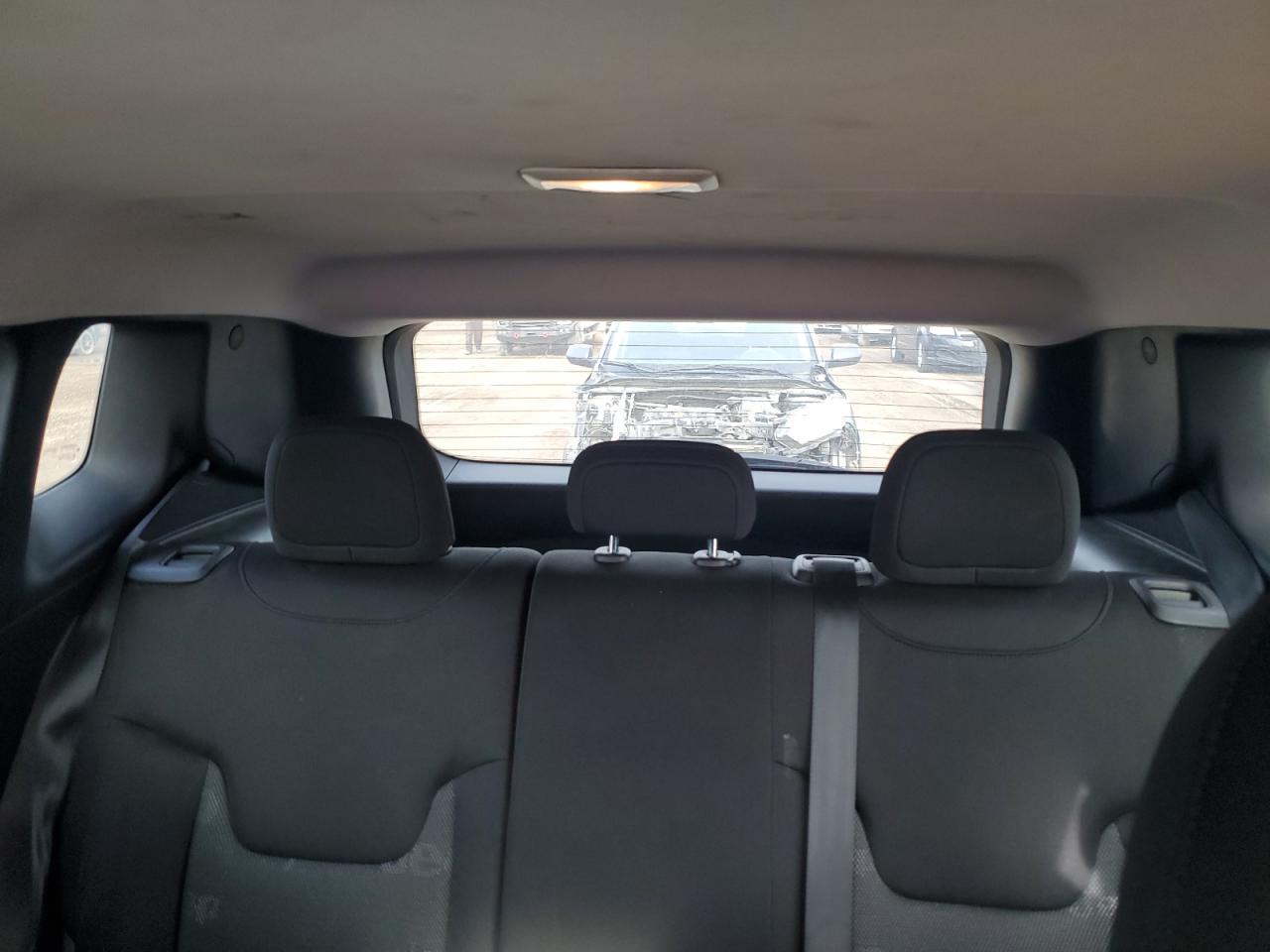 2016 Jeep Renegade Sport VIN: ZACCJBAT7GPE10197 Lot: 81523484