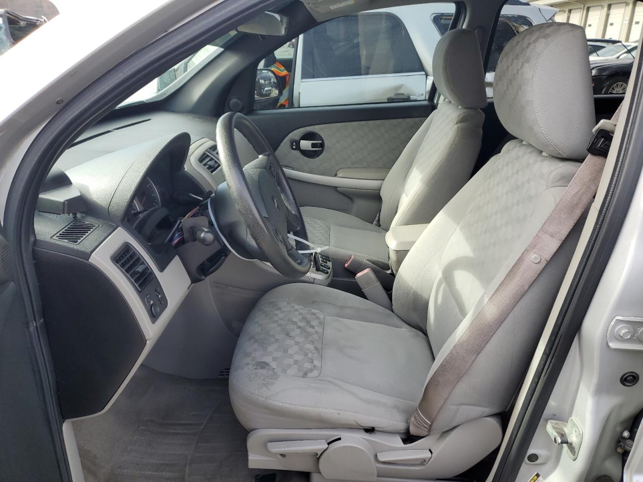 2005 Chevrolet Equinox - Image 7