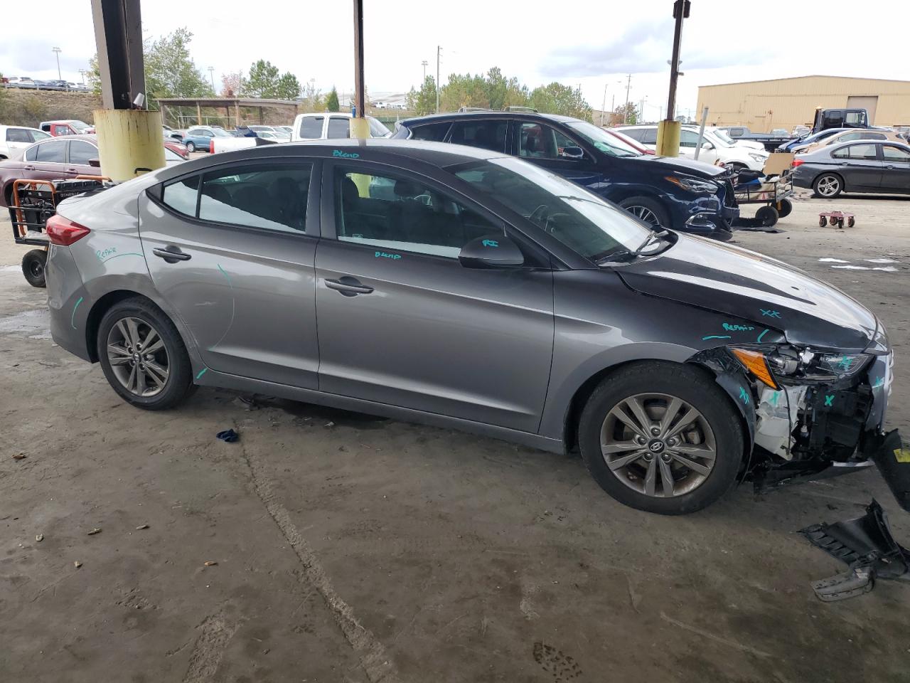 2018 Hyundai Elantra - Image 4