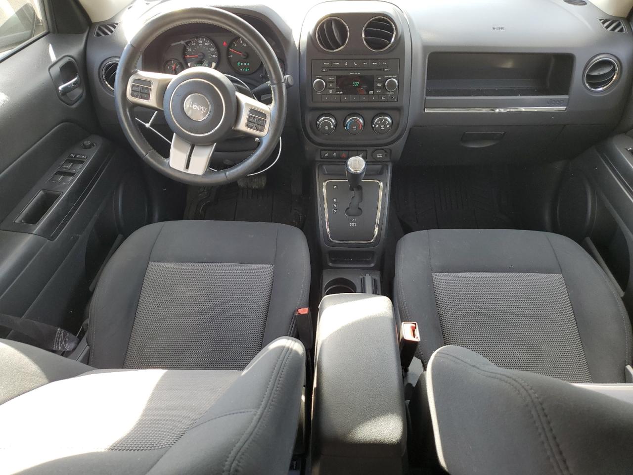 2011 Jeep Liberty (Patriot) - Image 8