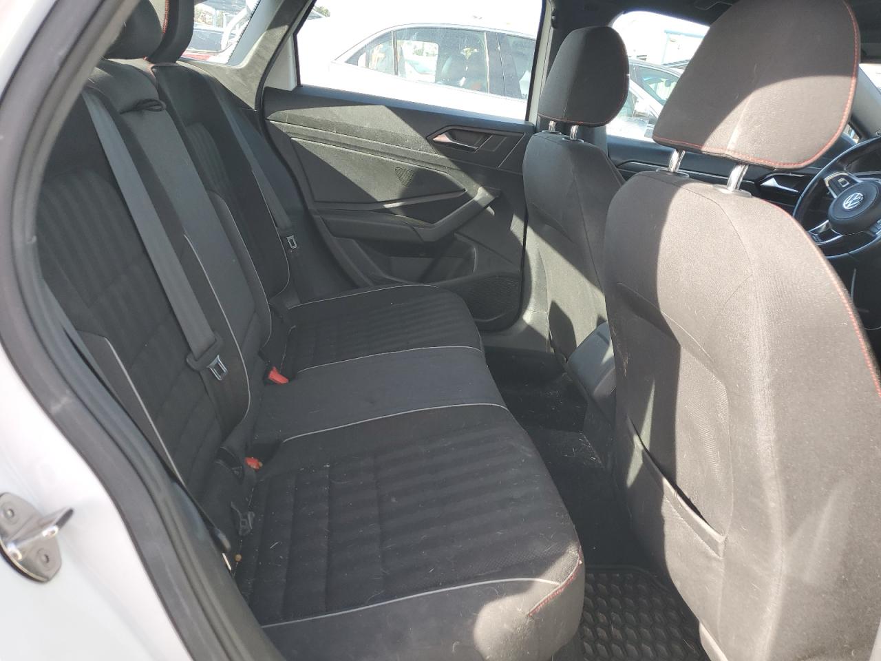 2019 Volkswagen Jetta - Image 10