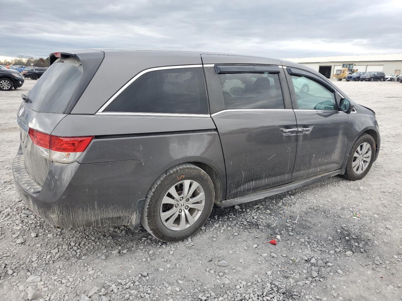 2015 Honda Odyssey - Image 3