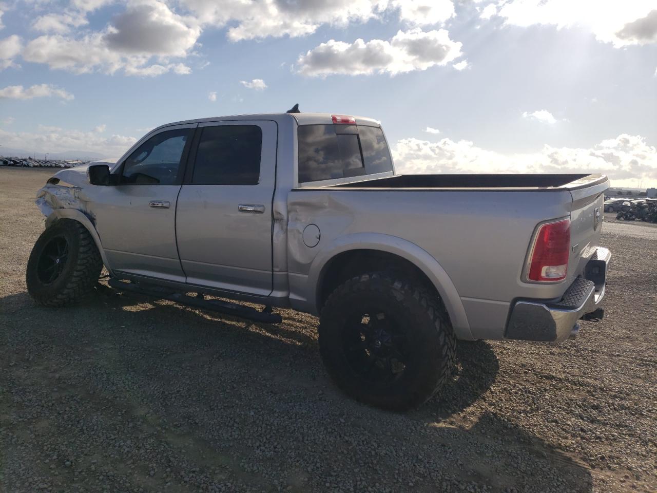 VIN 1C6RR7NTXHS777527 2017 RAM 1500 no.2