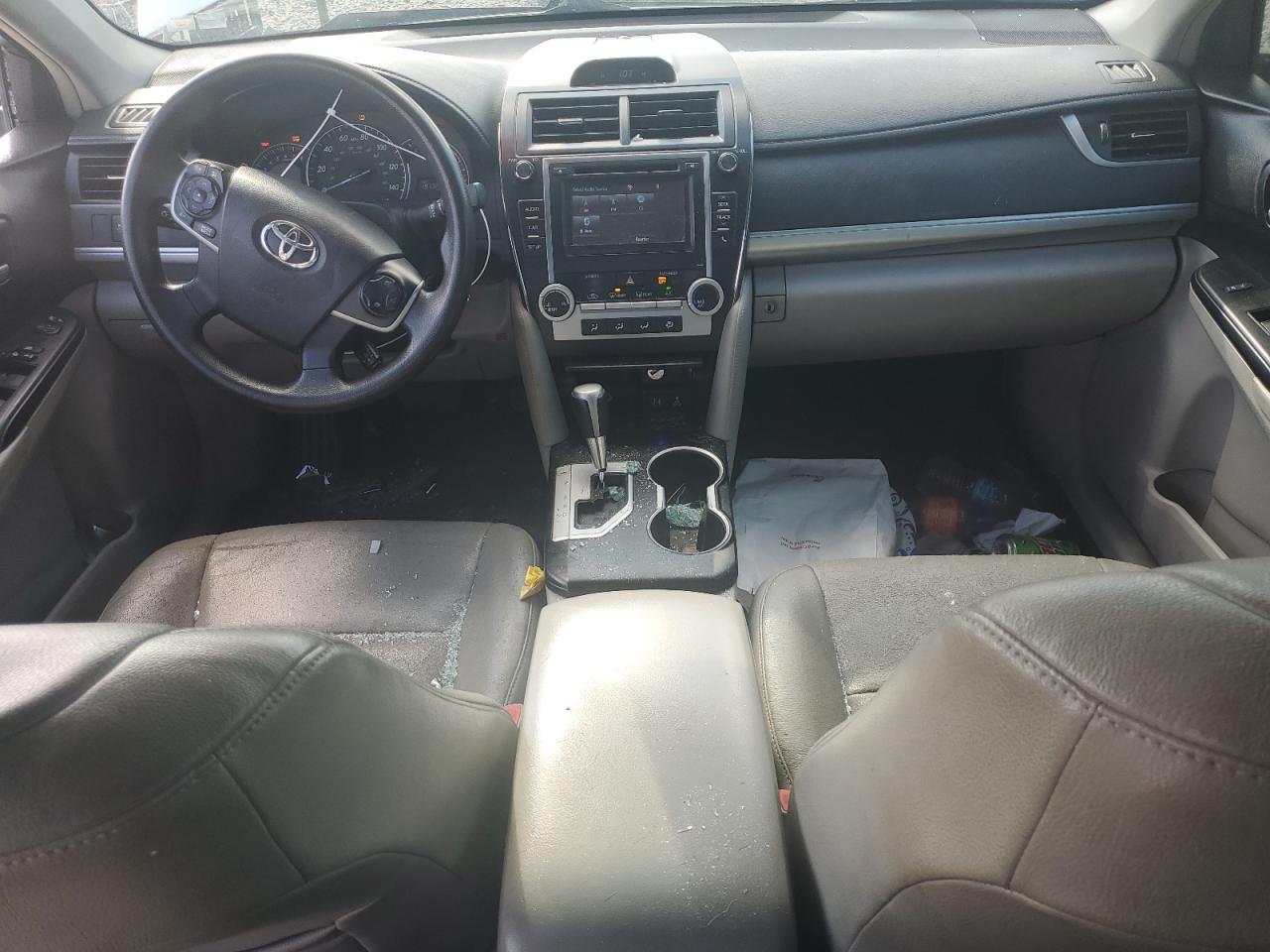 2014 Toyota Camry - Image 8