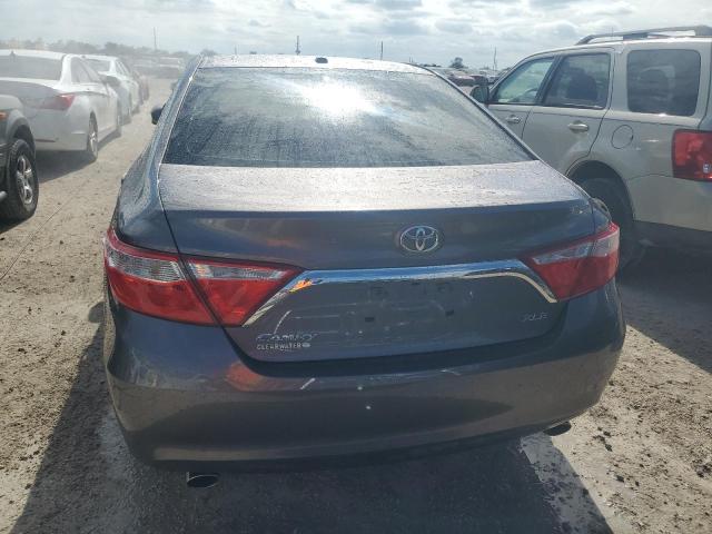  TOYOTA CAMRY 2017 Szary