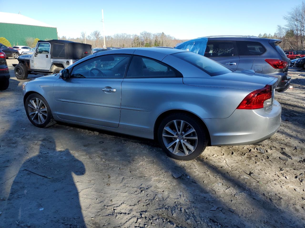 2013 Volvo C70 - Image 2