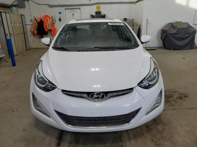 Седани HYUNDAI ELANTRA 2015 Білий