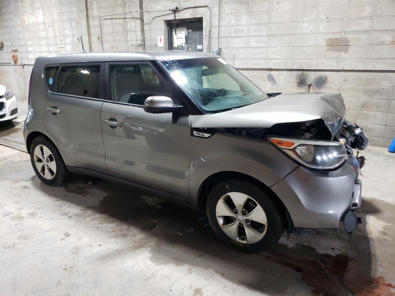 VIN KNDJN2A23F7186912 2015 KIA SOUL no.4