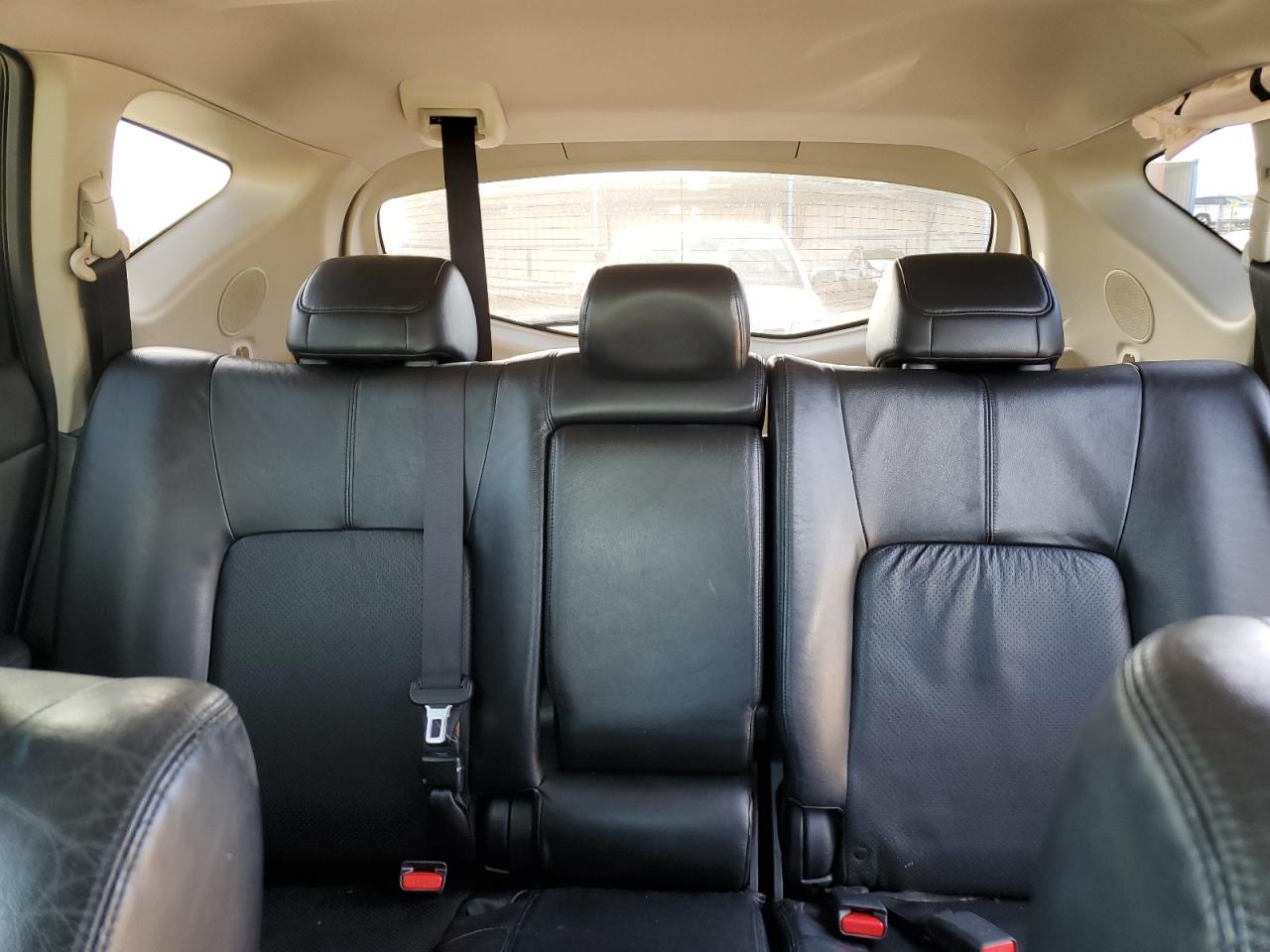 2010 Nissan Murano - Image 10