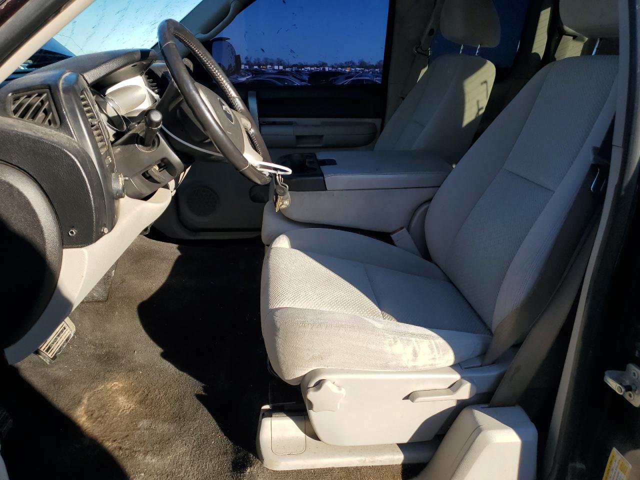 2008 Chevrolet Silverado - Image 7