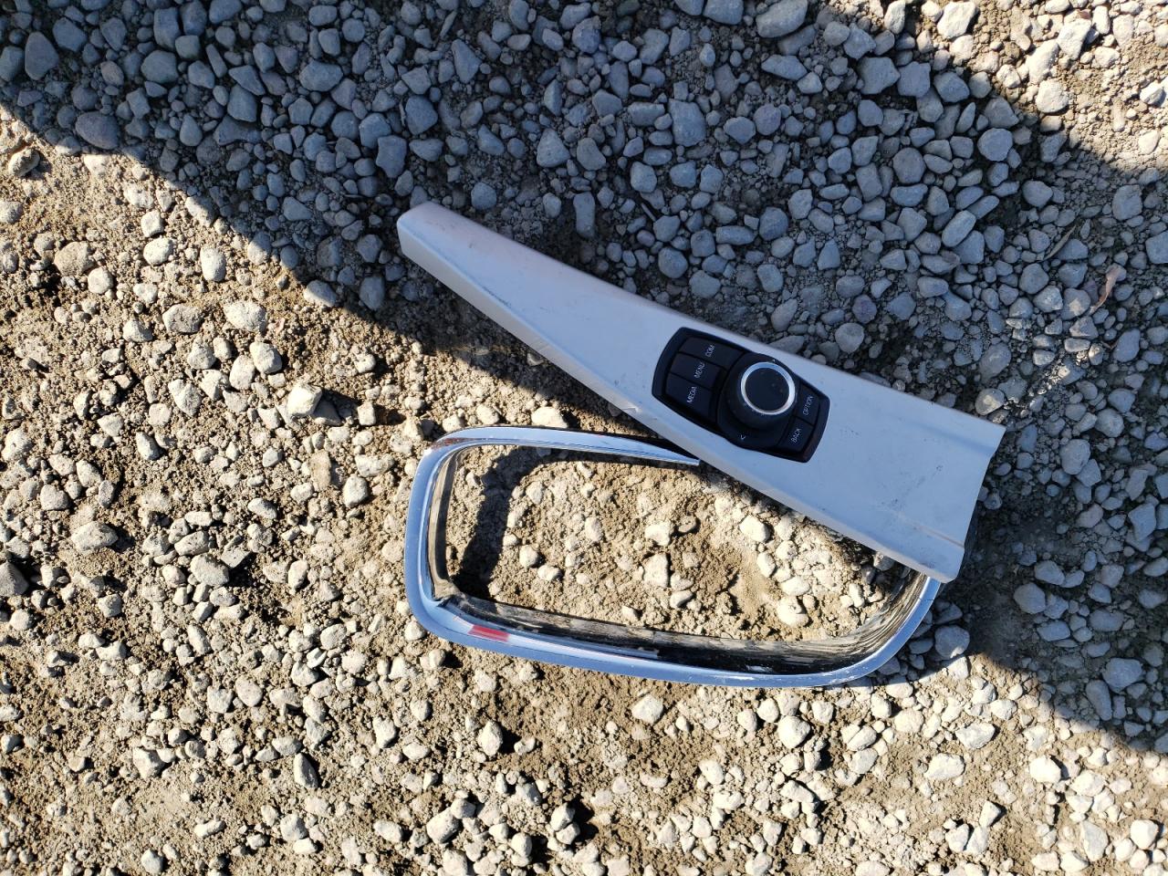 2018 BMW 320 I VIN: WBA8E1G59JNU89947 Lot: 81981924