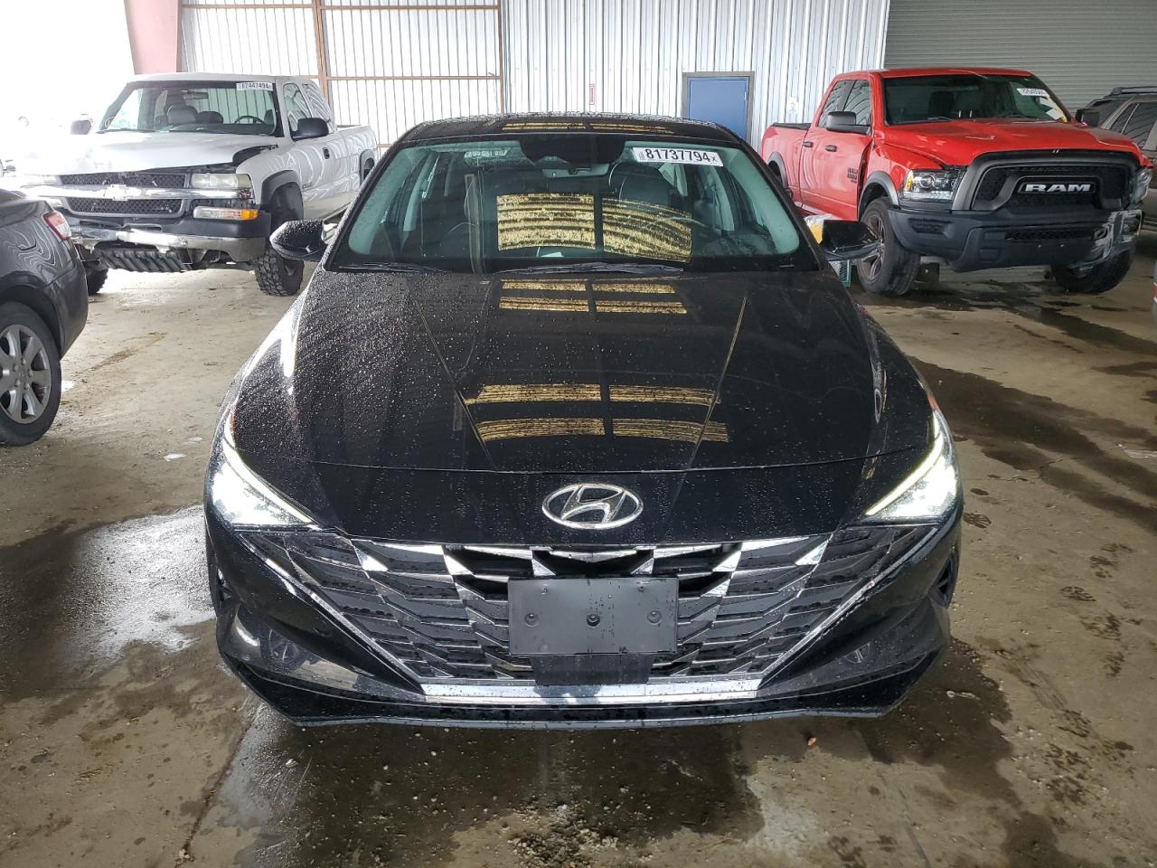 2023 Hyundai Elantra - Image 5