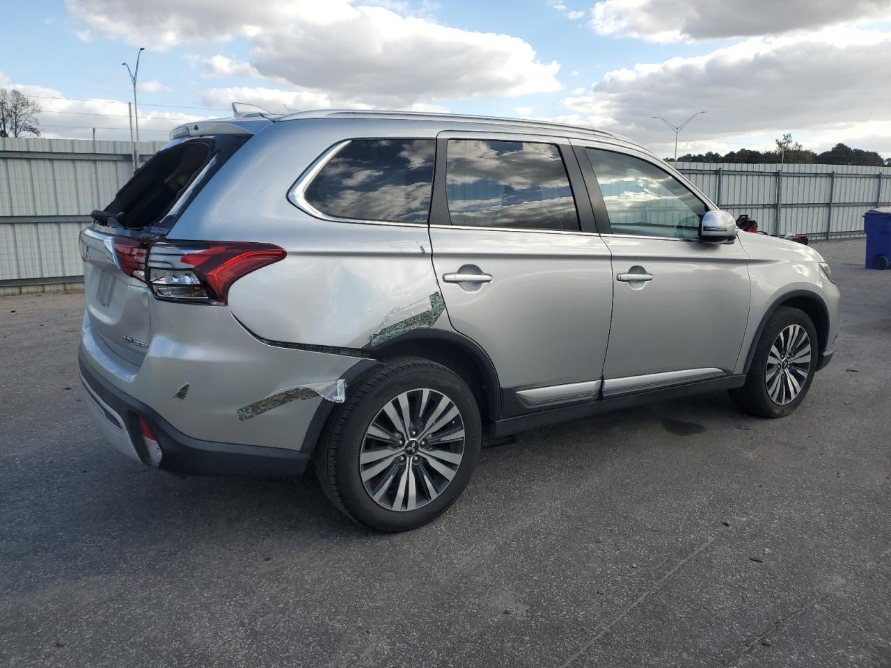 VIN JA4AZ3A32LZ027070 2020 MITSUBISHI OUTLANDER no.3