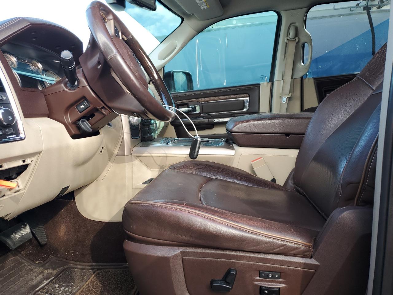 2017 RAM 1500 - Image 7