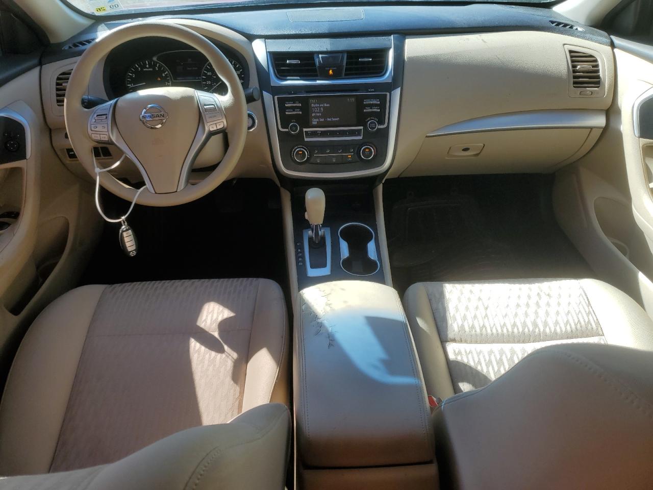 2016 Nissan Altima - Image 8
