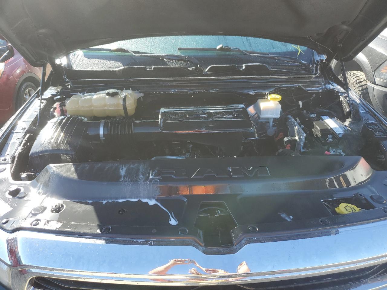 2020 RAM 1500 - Image 11