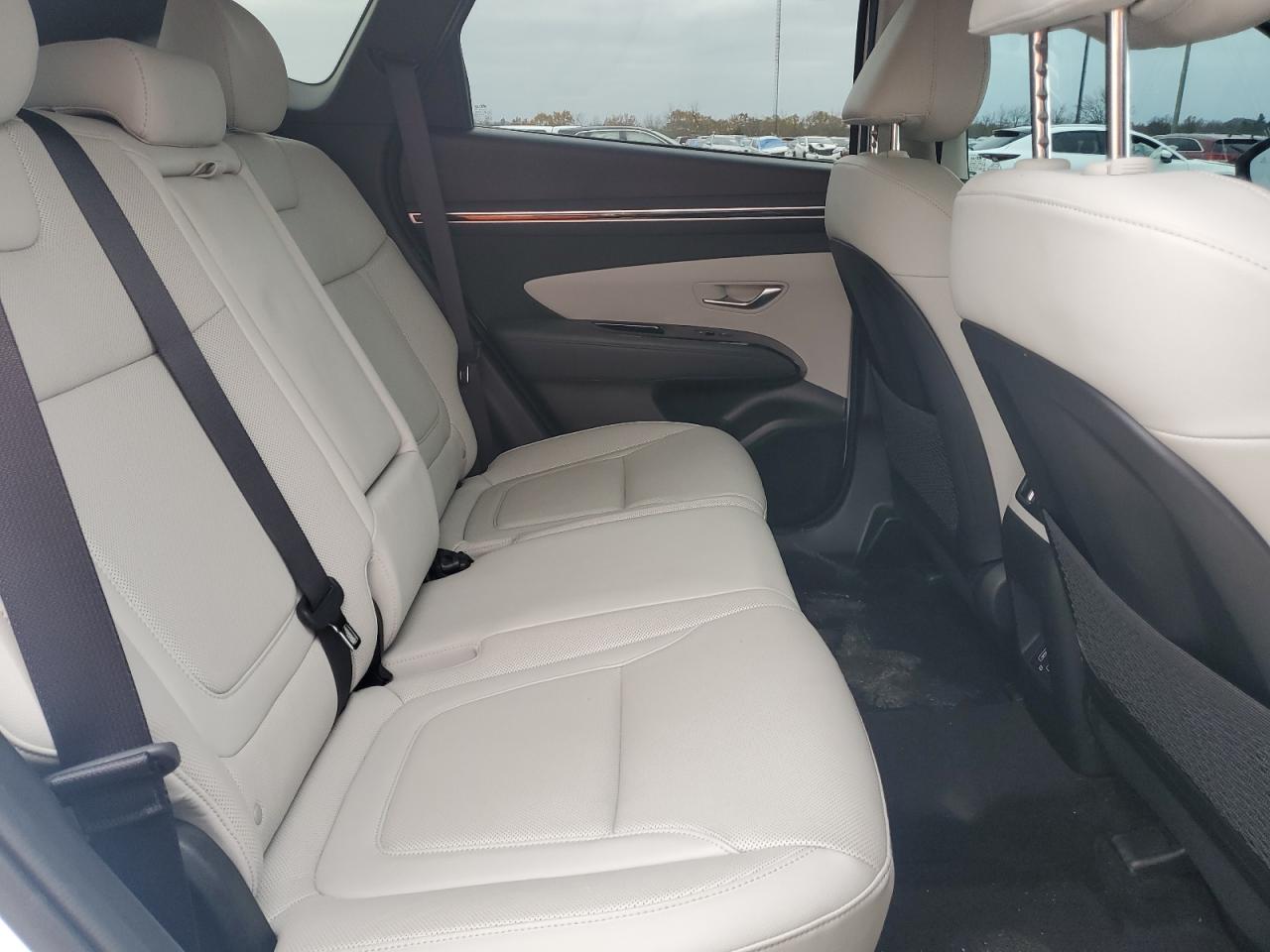 2022 Hyundai Tucson - Image 11