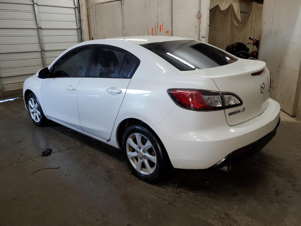 2010 Mazda 3 - Image 2