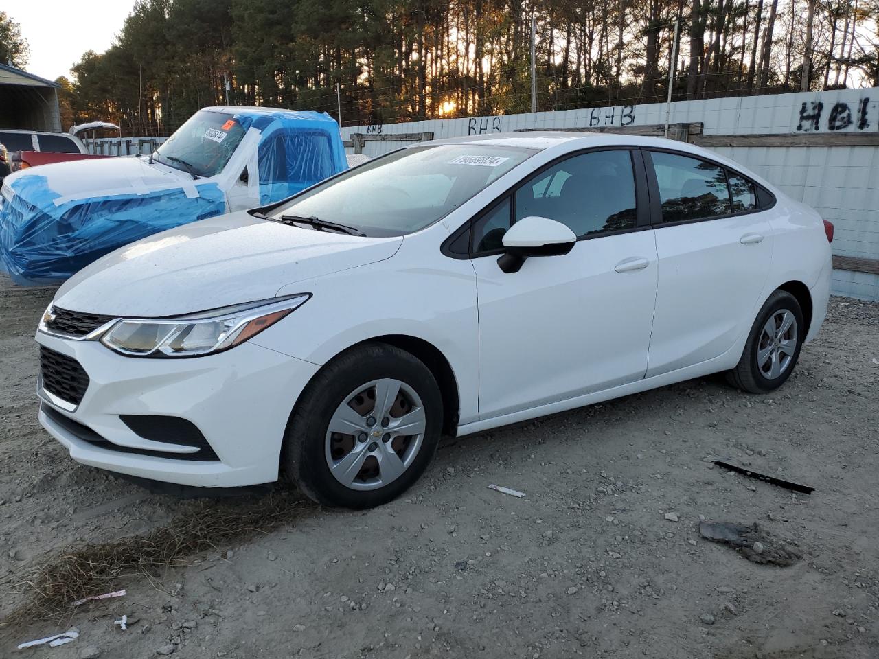 2018 Chevrolet Cruze - Image 1